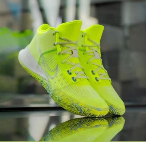 Neon Basketball Shoes, Green Basketball Shoes, Volleyball Shoes, Neon Green, Basketball Shoes, Volleyball, Lime Green, Nike Shoes, Basketball