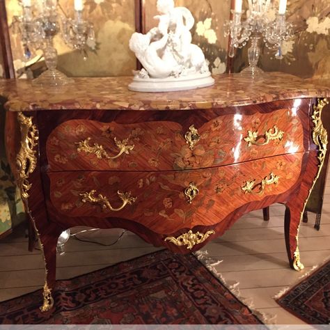 Large commode Louis XV estampillée P. ROUSSEL Louis Xv Furniture, محمد علي, Classic Furniture Design, Antique French Furniture, Style Français, Fantastic Furniture, Elegant Furniture, French Furniture, Italian Furniture