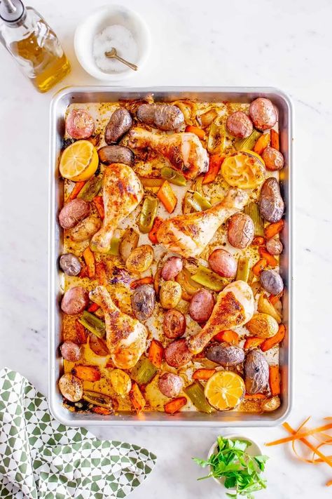 Sheet Pan Chicken Drumsticks and Vegetables (Baked at 425°F) Sheet Pan Chicken Drumsticks, Chicken Drums, Chicken Drumstick, Baked Chicken Drumsticks, Sheet Pan Dinners Chicken, Sheet Pan Chicken, Chicken Drumstick Recipes, Drumstick Recipes, One Pan Dinner