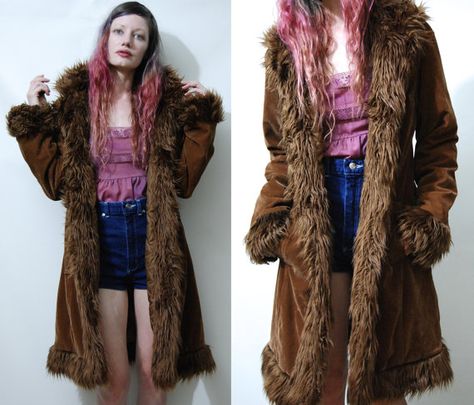 Brown Afghan Coat, 70s Fur Jacket, Penny Lane Jacket, 90s Fur Coat, Y2k Fur Coat, Hippie Winter Outfits, Brown Goth, 70s Fits, Faux Fur Trim Jacket