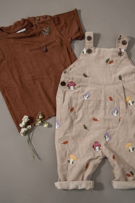 Cottage Core Baby Clothes, Baby Stuff Aesthetic, Embroidery On Baby Clothes, Baby Clothes Embroidery, Embroidery Baby Clothes, Baby Clothes Aesthetic, Cottage Core Baby, Hippy Baby, Mushrooms Embroidery