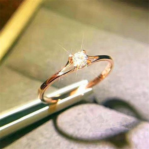 Gold Finger Rings, Ring Settings Types, Engagement Rings For Women, Trendy Ring, Rhinestone Wedding, Rose Gold Engagement, Zircon Ring, Solid Gold Jewelry, Fashion Ring