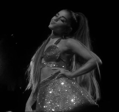 Sweetener World Tour, Ariana Grande Sweetener, Ariana Grande Cute, Ariana Grande Photoshoot, Ariana Grande Photos, Ariana Grande Pictures, Forever Girl, Ariana G, Black N White