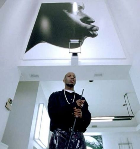 The art and interior of ‘Belly’, directed by Hype Williams (1998). 📀 The white modernist house in the film belonged to DMX’s character Tommie and was actually the late rapper’s home in Florida. The interior shows the “Amazones” and “Soul” series (1998) of French fashion photographer Thierry Le Gouès. The photographer felt that Black women were underrepresented in the world of high fashion modeling and through these series he wanted to highlight them. To create these portraits, the models ... Belly Dmx, High Fashion Modeling, Hype Williams, Modernist House, Fashion Modeling, High Fashion Models, Florida Home, French Fashion, Fashion Photographer