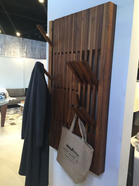 Jackets Hanger Entryway, Hidden Coat Hanger, Entrance Jacket Hanger, Coatracks Entryway Modern, Elegant Coat Hanger, Jacket Hanger Ideas, Jacket Hanger Entryway, Hallway Hanger Ideas, Coat Hanger Ideas Front Entry