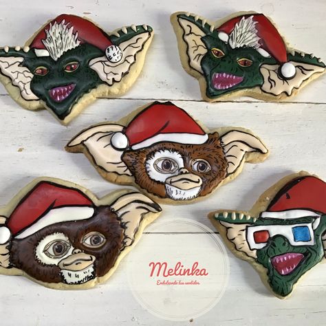 Creepy Christmas Cookies, Gremlins Party, Xmas Nostalgia, Gremlin Christmas, Charturie Boards, Gremlins 1984, Gremlins Christmas, Gremlins Movie, Copper Cake