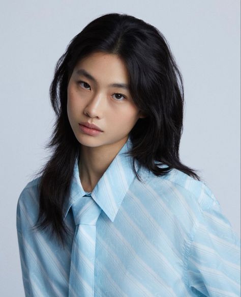 Jung Ho Yeon, Ho Yeon, 얼굴 드로잉, Model Inspo, I Love Girls, Maquillaje De Ojos, Korean Actors, New Hair, Asian Beauty