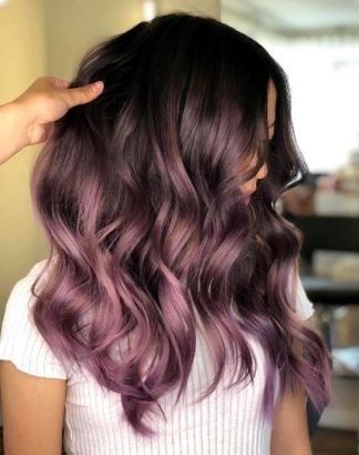 Lilac Hair Color, Summer Hair Color Ideas, Brunettes Highlights, Hair Color Options, Summer Hair Highlights For Brunettes, Summer Hair Highlights, Highlights For Brunettes, Summer Balayage, Lilac Hair