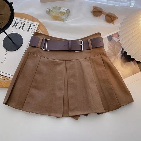 Baggy Tops, Umbrella Skirt, Clothes Korean Style, Korean Streetwear, Micro Skirt, Women Y2k, Pleated Skirts, Y2k Summer, Color Coffee