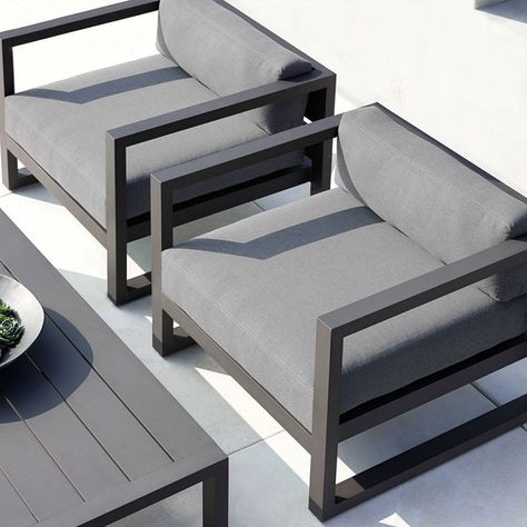 Outdoor Aluminum Alloy Sofa Four Piece Set, Terrace Garden Bar Waterproof Sofa Furniture Set - AliExpress 1503 Sleek Outdoor Furniture, Steel Sofa, Welded Furniture, Metal Sofa, Luxe Lounge, Outdoor Loveseat, Metal Furniture Design, Wooden Sofa, Iron Furniture