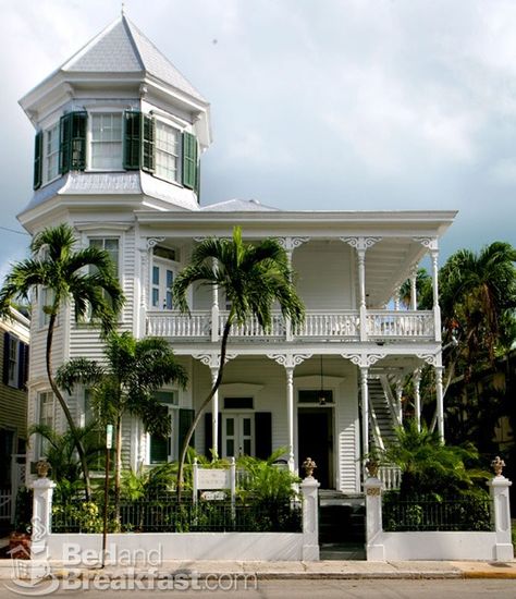 Key West, FL Majestic Houses, Case Creole, Key West House, Key West Style, Older Homes, Southern Architecture, Palm Beach Style, West Home, Key West Fl