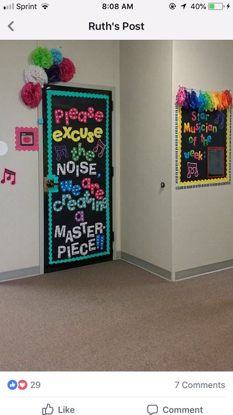 Music Bulletin Board Ideas, Music Classroom Decor Ideas, Band Classroom Decor, Music Theme Classroom Ideas, Music Room Door Ideas, Dance Classroom Decorations, Music Door Decorations, Music Classroom Door Ideas, Music Room Door