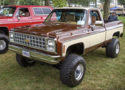 80s Chevy Truck, Square Body Chevy, Gmc 4x4, 87 Chevy Truck, Chevy 4x4, Truck Flatbeds, Lifted Chevy, Lifted Chevy Trucks, Classic Chevrolet