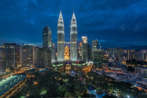 KLCC #Malaysia #KualaLumpur #travel #klcc #bluehour #landscape #Nikon #wideangle #D750 #petronas #city #photography Malaysia City View, Malaysia Landscape Photography, Klcc Wallpaper, Malaysia Landscape, Hd Landscape, Ramadan Quotes, Blue Hour, City Landscape, City Photography