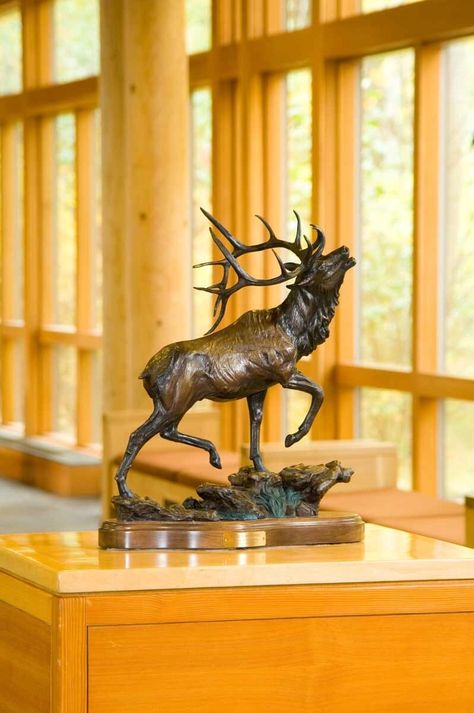 Elk Sculpture, Bronze Sculpture Animal, Bean Brownies, Bull Elk, Bamboo Decor, Deer Painting, Horse Sculpture, Western Art, Animal Sculptures