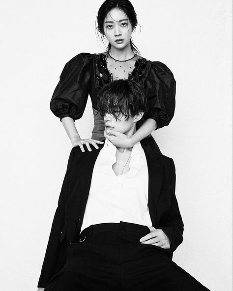 High Fashion Shoots, Jo Bo-ah, Dazed Korea, Couple Poses Reference, Shotting Photo, Dong Wook, Human Poses Reference, Lee Dong Wook, Poses References