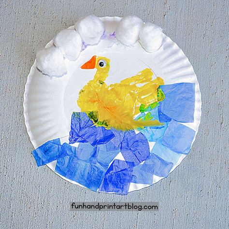 5 Little Ducks Craft, Handprint Duck, Paper Plate Bird, Pond Crafts, Duck Paper, Pond Animals, Duck Crafts, Paper Plate Craft, Paper Plate Crafts For Kids