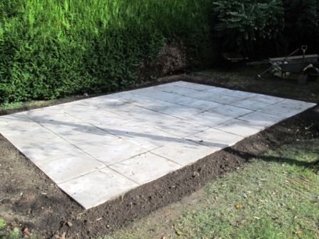 Paver Base For Shed, Cinder Block Shed Foundation, Shed Foundation Ideas Diy, Shed Base Foundation, Shed Pad Ideas, Shed Foundation Diy, Shed Base Ideas Foundation, Shed Floor Ideas, Shed Base Ideas