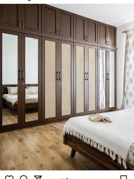 Indian Style Wardrobe Design, Rattan Wardrobe Design, Wardrobe Design Indian, Bedroom Furniture Design Indian, Indian Wardrobe Ideas Bedroom, Latest Cupboard Designs For Bedroom, Wardrobe Design Bedroom Indian, Different Color Shoes, Wardrobe Traditional