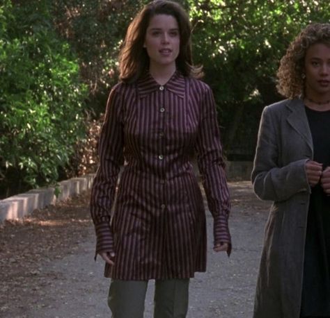 The Craft Bonnie, Bonnie The Craft, The Craft Outfits, A Little Princess 1995, Craft Outfits, 90s Movies Fashion, Mad Men Peggy, The Craft 1996, Neve Campbell