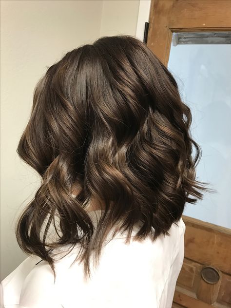 Chocolate brown hair #chocolatebrown #hair #brownhair #lob #mediumhair Chocolate Hair Shoulder Length, Multitonal Hair Brown, Chocolate Brown Hair Short, Dark Brown Bob Haircut, Chocolate Brown Short Hair, Chocolate Brown Lob, Short Chocolate Brown Hair, Short Brown Curly Hair, Dark Brown Short Hair