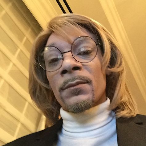 Snoop Dogg Funny, Celebrity Halloween, Celebrity Halloween Costumes, Snoop Dog, Halloween 2014, Reaction Face, Funny Profile, Funny Profile Pictures, Funny Reaction Pictures