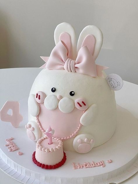 Korean Birthday Cake Aesthetic, Birthday Cake Korean, Cute Cat Cake, Cake For Kids Birthday, Carving Cake Recipe, Kue Fondant, Cake For Kids, Kids Birthday Cake, Learn Cake Decorating