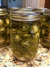 Canning Hot Peppers, Pickled Jalapeno Recipe, Jalapeno Recipe, Canning Peppers, Hot Pepper Recipes, Pickled Recipes, Pickled Jalapeno Peppers, Pickled Jalapenos, Candied Jalapenos