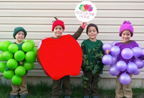 If there's ever a time to DIY, Halloween is it. Here are 19 inspiring costume ideas to get you started. Pustni Kostumi, Funny Group Halloween Costumes, Annie Costume, Pirate Costume Diy, Apple Costume, Fruit Costumes, Costume Carnaval, Diy Costumes Kids, Diy Kostüm