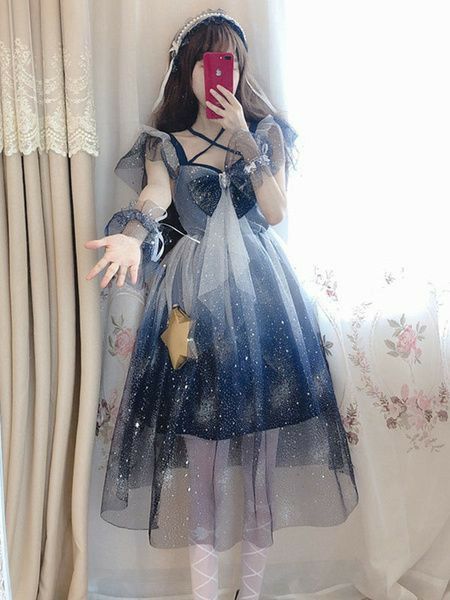 Moon Galaxy, Tokyo Street Fashion, Lolita Outfits, Style Kawaii, Kawaii Dress, Grunge Look, 90s Grunge, Sweet Lolita, Soft Grunge