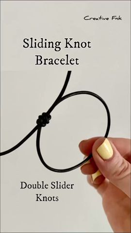 How to do a Cartier Cord Change How To Make Braclets, Cord Bracelet Diy, Diy Journaling, Sliding Knot Bracelet, Wax Cord Bracelet, Bracelet Tutorials, Cord Jewelry, Journaling Inspiration, Knot Bracelet