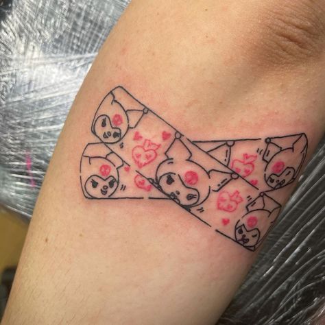 🦋 ༺ 𝖎𝖍𝖆𝖙𝖊𝖘𝖆𝖑𝖑𝖞 ༻ 🦋’s Instagram post: “kuromi band aid 💖💖💖💖💖💖” Jewlery Tattoo, Kuromi Tattoo, Girly Skull Tattoos, Matching Friend Tattoos, Memories Ideas, 10 Tattoo, Pink Tattoo, Hello Kitty Tattoos, Fantasy Tattoos