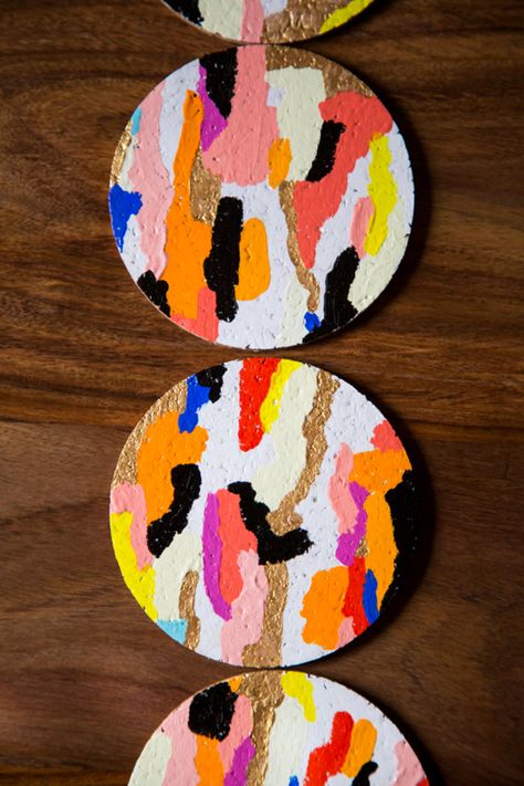 12 Easy DIY Coasters - The Crafted Life Cd Recycling, Coasters Ideas, Painted Coasters, Diy Simple, Diy Coasters, Crafty Projects, Crafty Diy, Craft Time, Diy Arts And Crafts