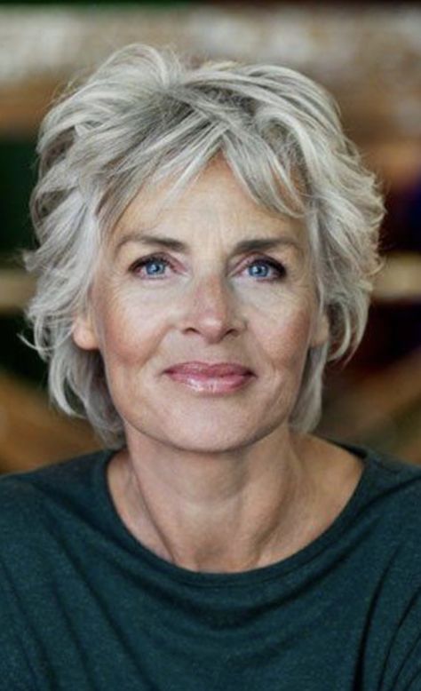 Women’s Short Layered Hairstyles, Short Wavy Haircuts, Short Shaggy Haircuts, Grey Curly Hair, Grey Hair Inspiration, Shaggy Short Hair, Messy Short Hair, Short Grey Hair, Edgy Short Hair