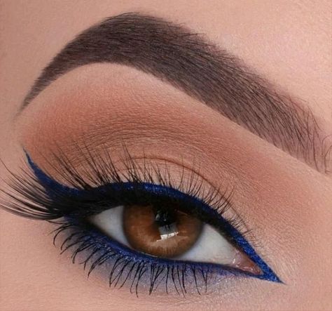 Eye Makeup Images, Prom 2022, Blue Eyeliner, Eye Makeup Pictures, Eye Makeup Steps, Beautiful Eye Makeup, Makijaż Smokey Eye, Eye Makeup Designs, Makeup Eye Looks