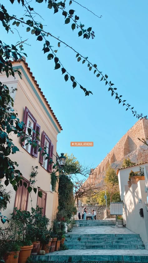 Plaka Greece Athens, Athens Pictures, Athens Cafe, Athens Greece Aesthetic, Plaka Greece, Athens Plaka, Plaka Athens Greece, Athens Summer, Athens Aesthetic