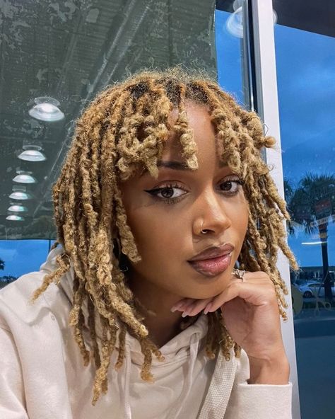 Faux Locs Bob, Loc Updos, Dreadlocks Hair Care, Short Dreads, Embrace Natural Beauty, Tapered Hair, Dreadlock Hairstyles For Men, Beautiful Dreadlocks, Dreadlock Styles