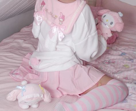 Baby Pink Aesthetic, Kawaii Fashion Outfits, Kawaii Aesthetic, Little Outfits, Pink Outfits, Kawaii Clothes, Kawaii Girl, Kawaii Fashion, Cute Pink