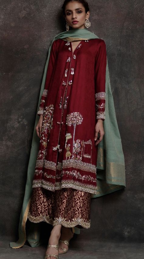 Nikkah Dress, Indian Designer Suits, Indian Salwar Kameez, Salwar Kamiz, Pakistani Bridal Dresses, Dress Indian Style, Pakistani Dress Design, Indian Designer Outfits, Indian Attire