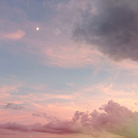 Taryn Bradley в Instagram: «Beautiful clouds after a nice shower. ☁️🌙» Square Aesthetic Photos Vintage, Aesthetic Square, Square Pic, Laptop Backgrounds, Postive Life Quotes, Square Photos, Aesthetic Colors, Animal Pattern, Aesthetic Backgrounds