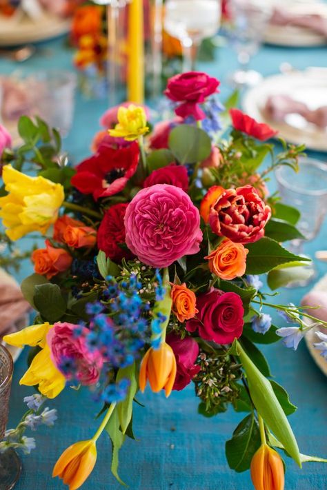 There is always a new way to bring color to your wedding! In this case, multiple colors! Come find out for yourself. Bright Wedding Bouquet, Colorful Centerpieces, Bright Wedding Colors, Wedding Color Pallet, Jewel Tone Wedding, Bright Wedding, Summer Wedding Colors, Yellow Wedding, Wedding Tablescapes