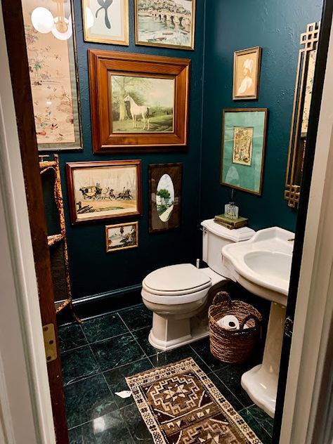 Bathroom Gallery Wall, Dorm Furniture, Downstairs Toilet, Downstairs Bathroom, Bathroom Renos, Home Decor Ideas Living Room, Half Bath, Beautiful Bathrooms, Ideas Living Room