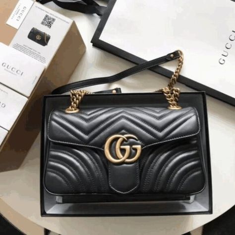 Gucci  Marmont Small Black 22cm size：22x13 Gucci Marmont, I Ship It, Travel Wallets, Gucci Handbags, Change Your Mind, Handbag Backpack, Cross Body Handbags, Travel Bag, Backpack Bags