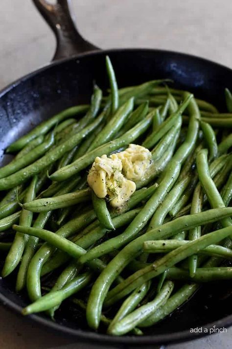 Green Beans Recipes, Herbed Butter, Skillet Green Beans, Green Beans Side Dish, Lemon Dill Sauce, Beans Recipes, Healthy Vegetable Recipes, Dill Sauce, Easy Side Dish