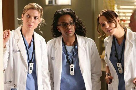 Interns Leah Murphy, Jerrika Hinton, Stephanie Edwards, Leave Of Absence, Greys Anatomy Episodes, Jo Wilson, Camilla Luddington, Derek Shepherd, Shonda Rhimes