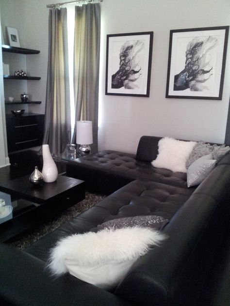 Small Modern space in Black and white - modern - living room - other metro - Carmen reyes Black And White Living Room Decor, Black Leather Couch, Silver Living Room, Modern White Living Room, Grey Walls Living Room, Gray Living Room Design, Apartment Things, White Living Room Decor, Black Living