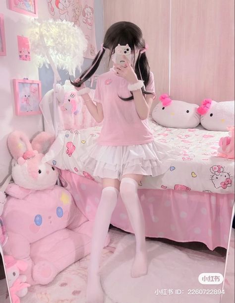 Kawaii Girls Real, Kawaii Outfit Ideas, Super Cool Stuff, Kawaii Cosplay, Kawaii Core, Kawaii Fashion Outfits, Really Cute Outfits, Kawaii Clothes, Kawaii Girl