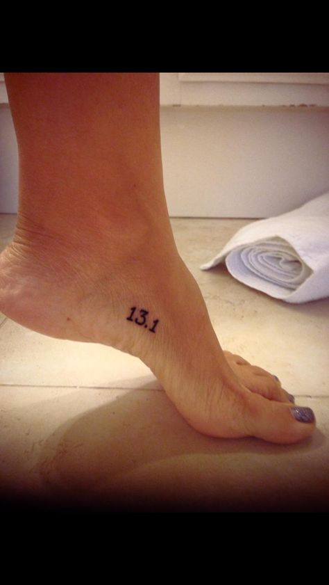 I need this! 13 1 Running Tattoo, Half Marathon Tattoo, Running Tattoos, Marathon Party, Marathon Tattoo, Running Tattoo, Half Marathon Training Plan, Running 10k, London Marathon