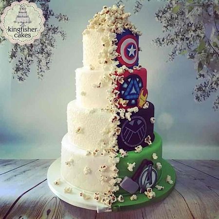 Marvel Wedding Cake, Avengers Wedding, Superhero Wedding Cake, Comic Wedding, Marvel Wedding, Nerd Wedding, Superhero Wedding, Marvel Cake, Cake Wrecks