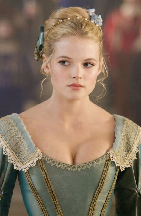 Marlee Tames, Gabriela Wilde, Jessamine Lovelace, Princess Helena, Gabriella Wilde, Side Kick, Elizabeth James, Cinderella Story, Three Musketeers